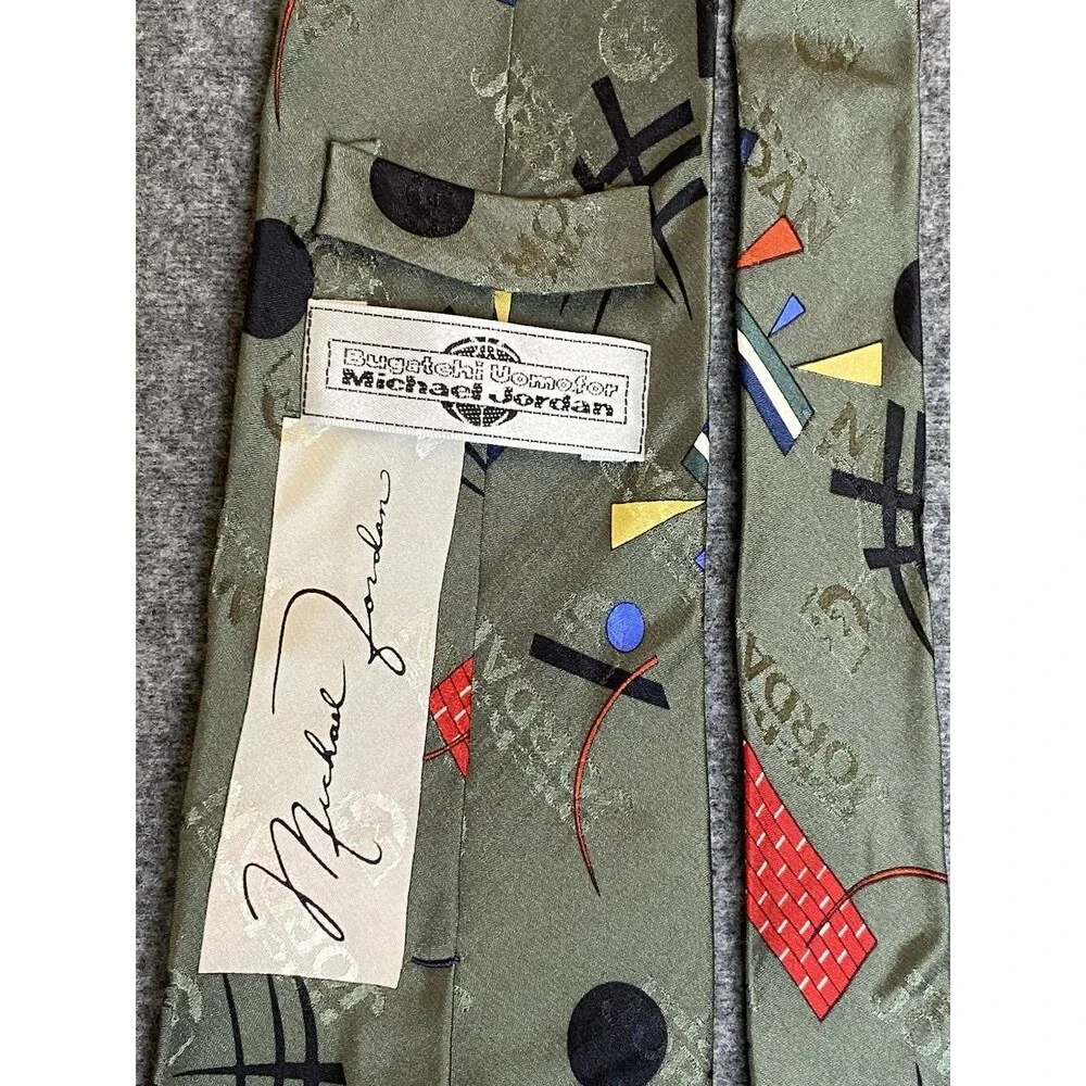 Vtg Michael Jordan Olive Green Silk Necktie Bugatchi Uomo Geometric Sportswear
